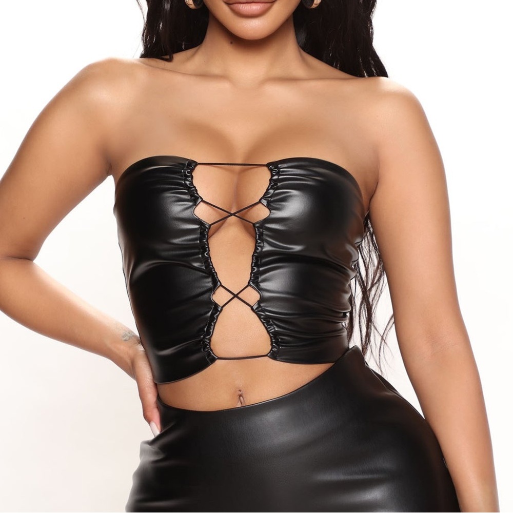 Fashion Nova Strapless Faux Leather Tube Top